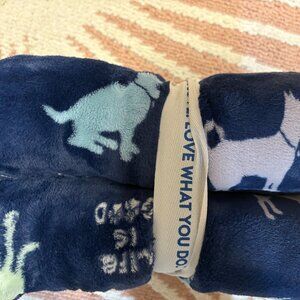 NWT Dog-Themed Life is Good Berkshire Plush Throw